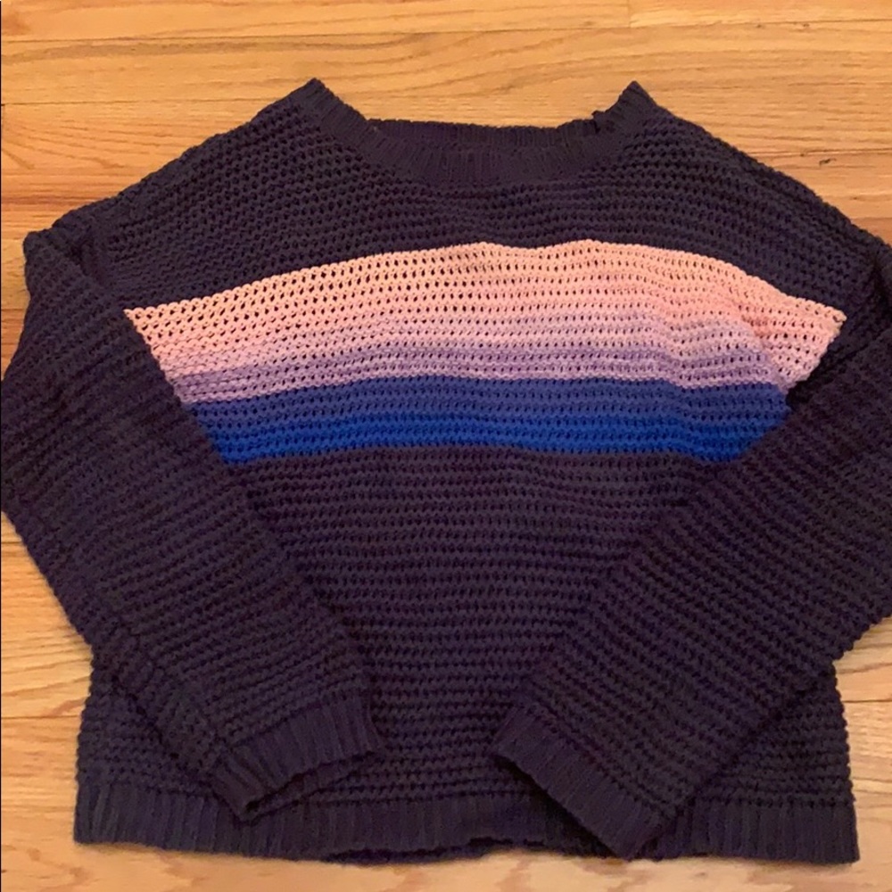 Cute blue sweater with detailing